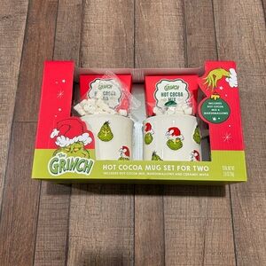 NEW Dr. Seuss The Grinch Hot Cocoa Mug Set for 2